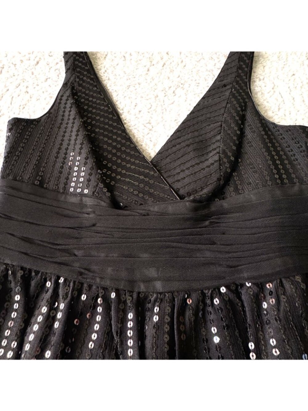 Little Black Dress Women's 10 Cocktail Sleeveless Empire Deep V Sequins London - Picture 5 of 12